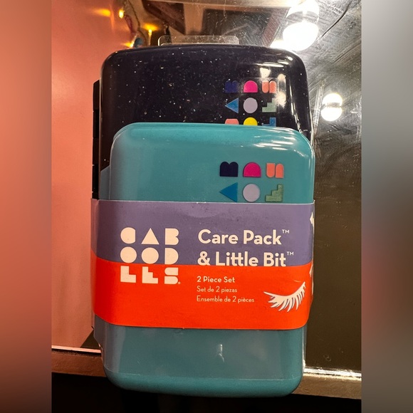 Caboodle care pack - Picture 2 of 2